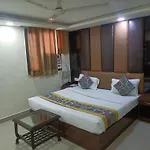 Hotel Ringer